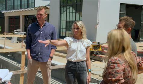 Now, they star on Netflix's Dream Home Makeover and are parents to three daughters. . Liz and neil dream home makeover reddit